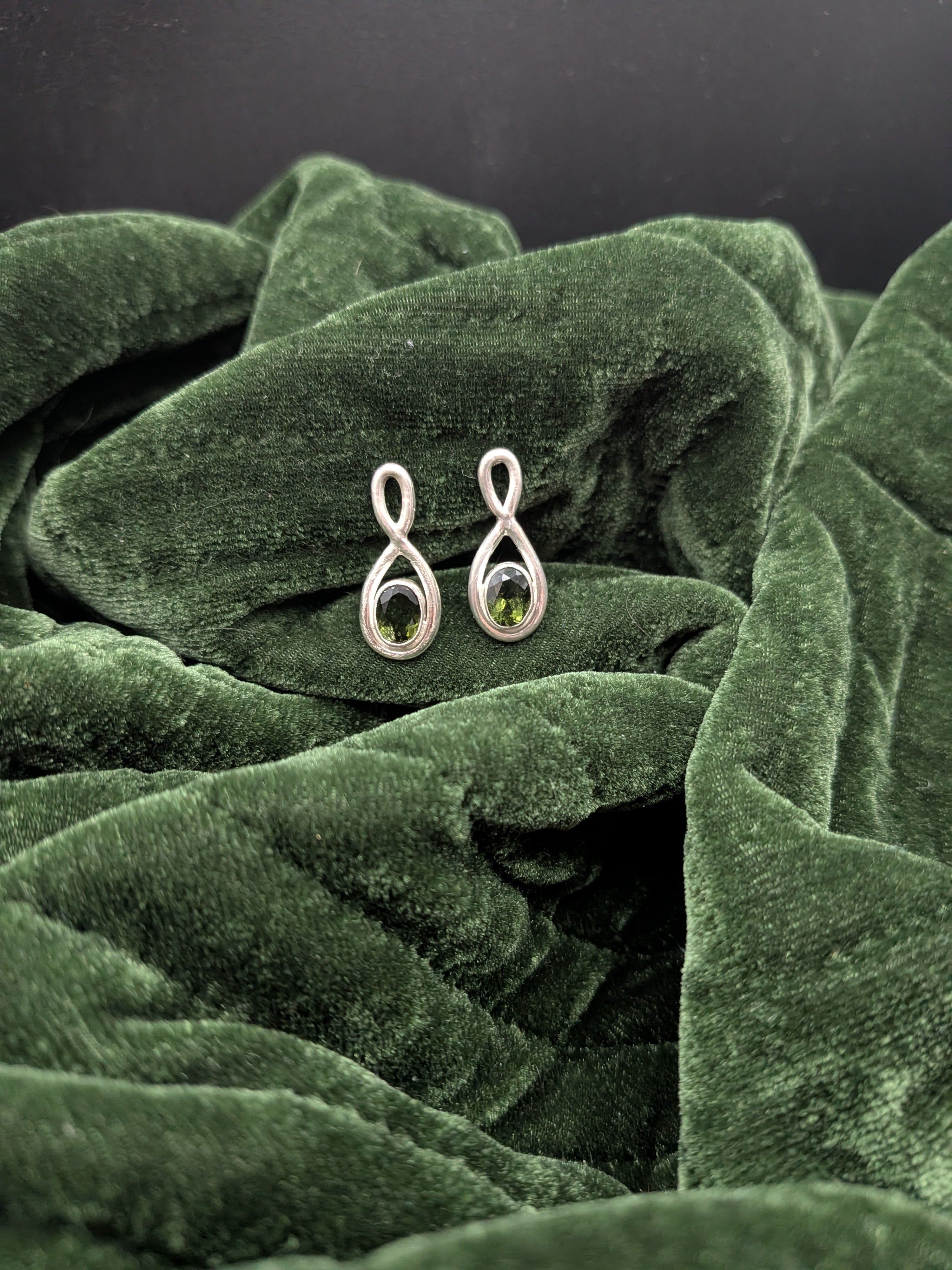 Sterling moldovite studs