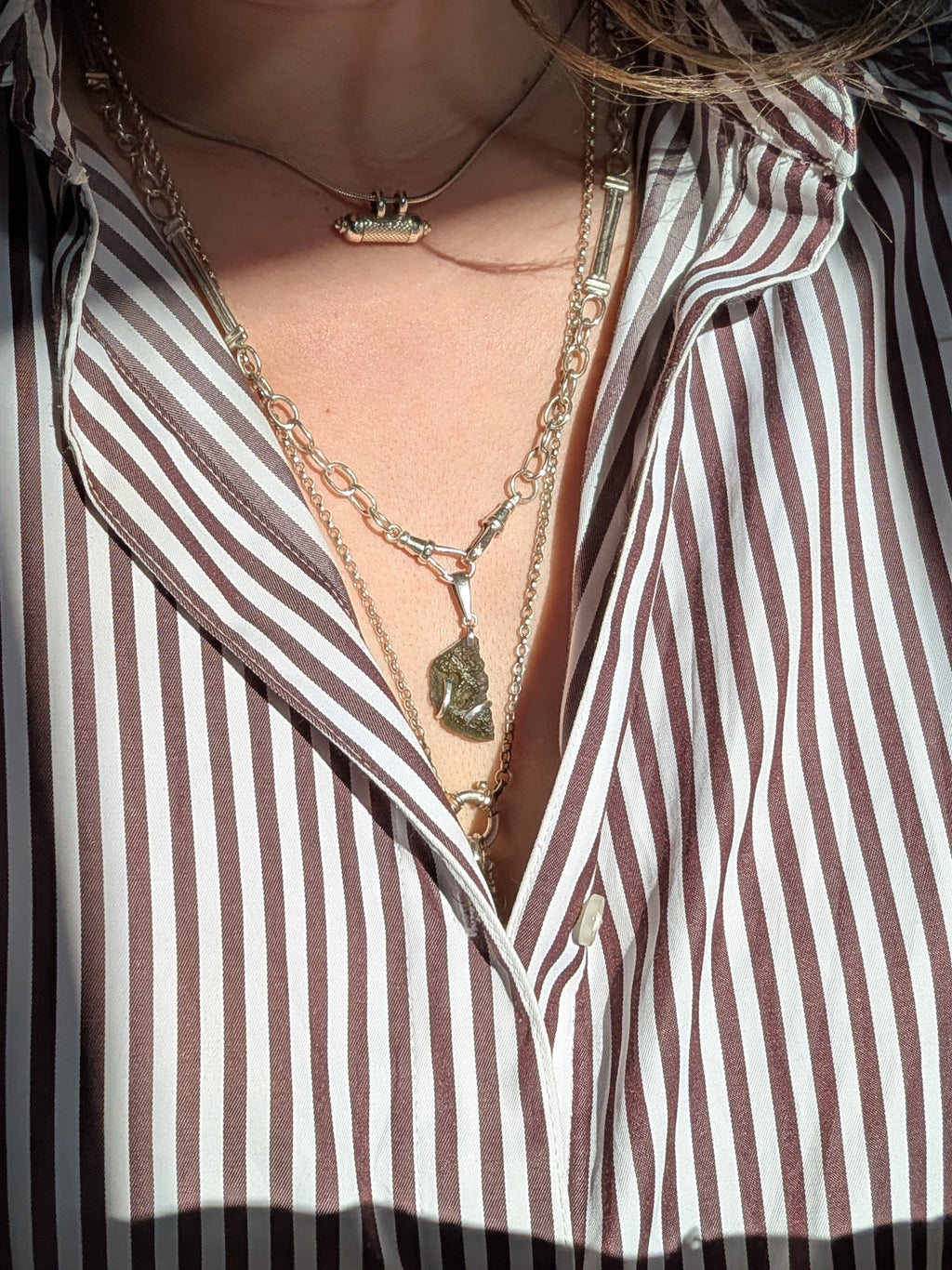 Anchor bar necklace